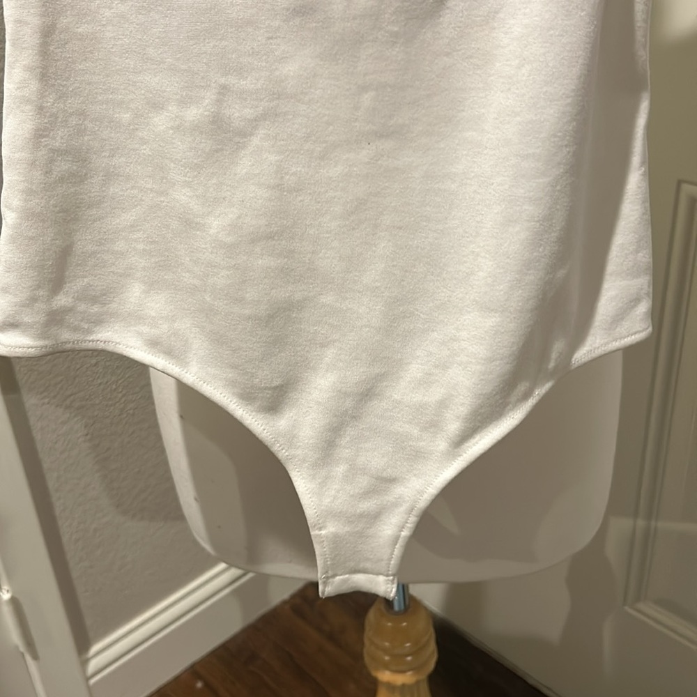 White basic bodysuit with ties - Picture 4 of 4